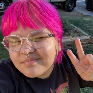 Meet your Posher, Abby